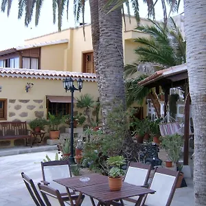 https://casa-rural-el-traspatio.tenerifehoteles.net